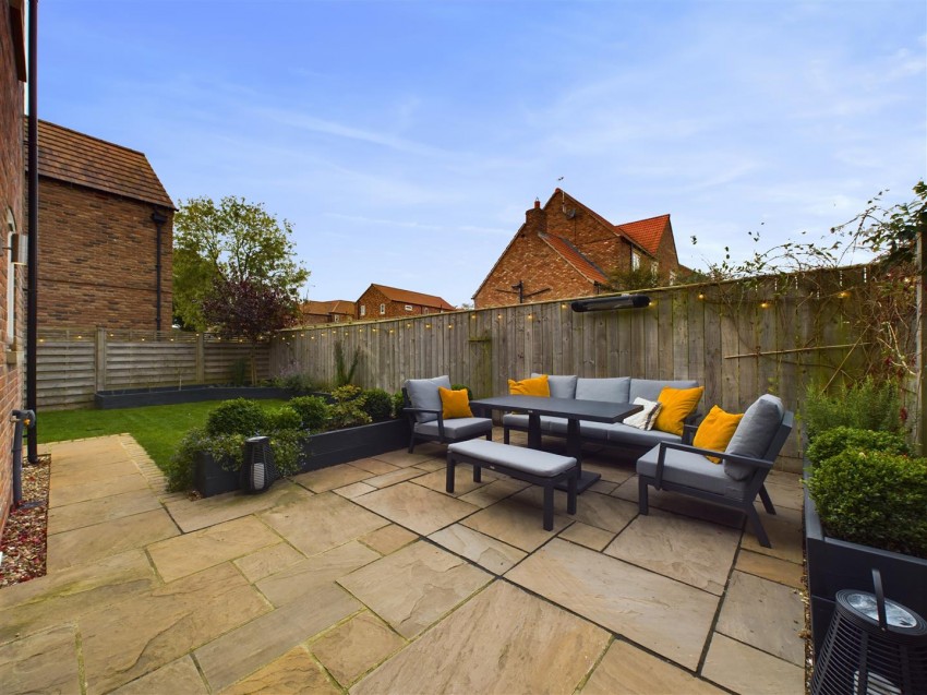 Images for 4 Station Yard Close, Huton Cranswick, Driffield, YO25 9LN