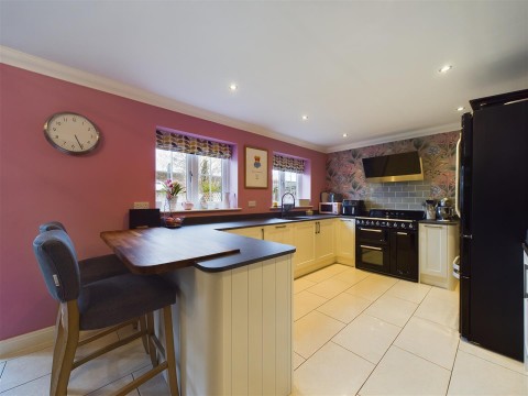 24 Nunings Way, Nafferton, Driffield, YO25 4HL