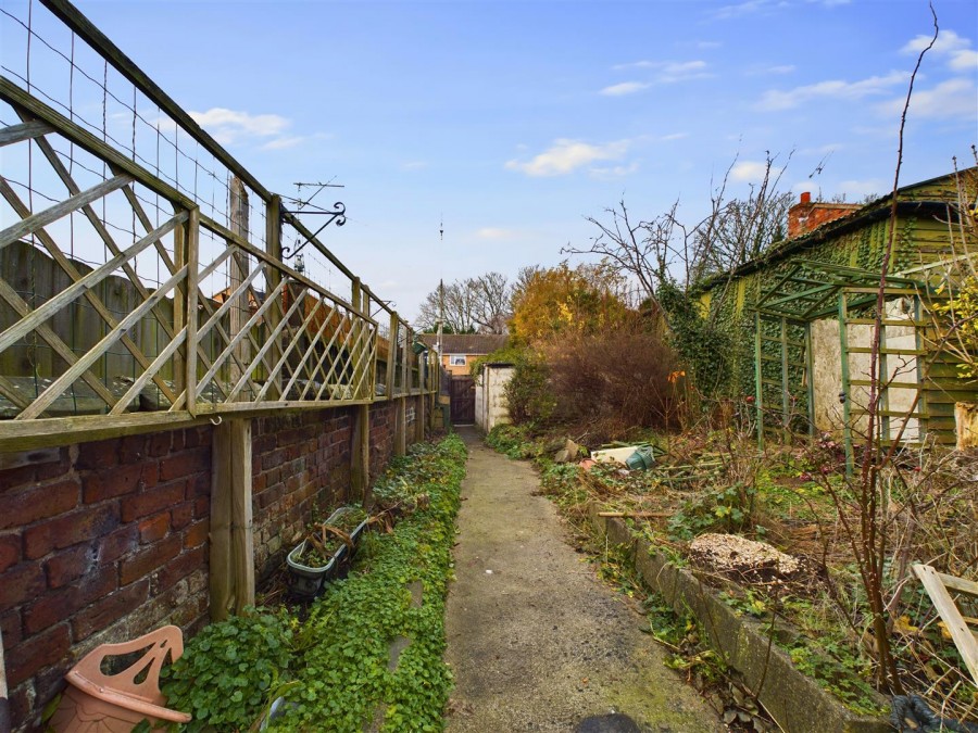 Images for 18 New Road, Driffield, YO25 5DJ