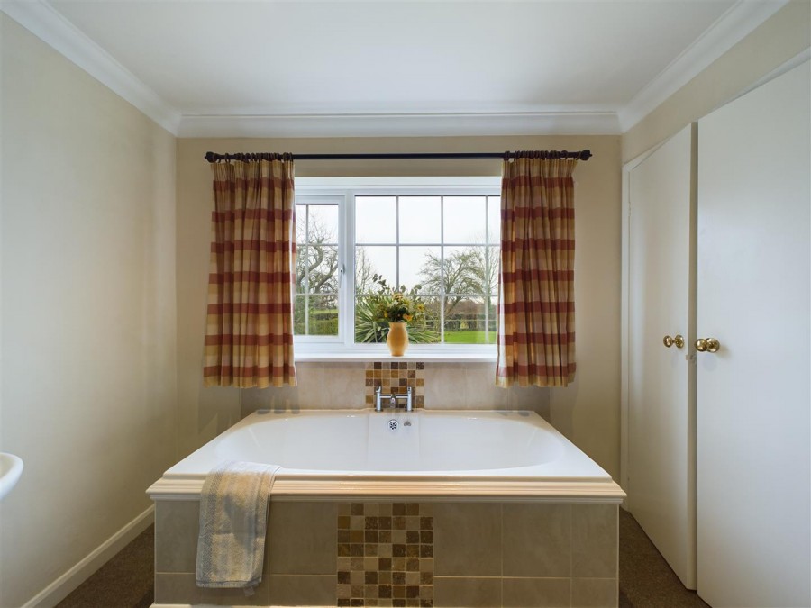Images for Little Fountain Cottage, Wilfholme Road, Watton, Driffield, YO25 9HZ