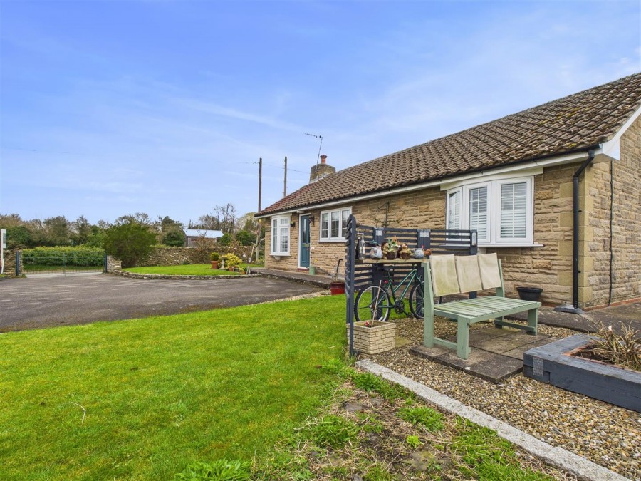 Images for Stone Lodge, Croft Lane, Snainton, YO13 9BH