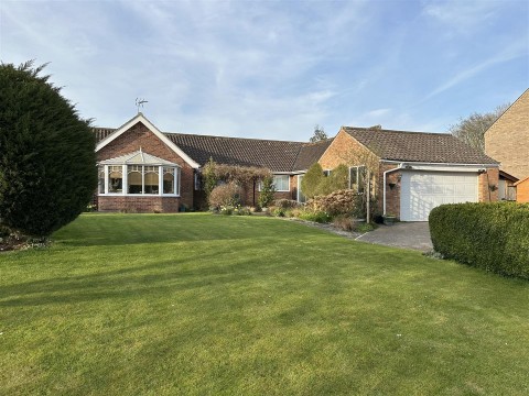 41 The Green, Lund, Driffield, YO25 9TE