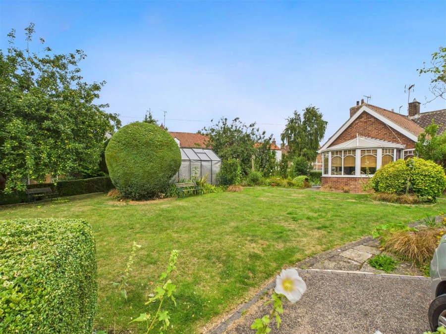 Images for 41 The Green, Lund, Driffield, YO25 9TE
