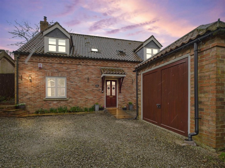 View Full Details for Swan Cottage, Thixendale, Malton, YO17 9TG
