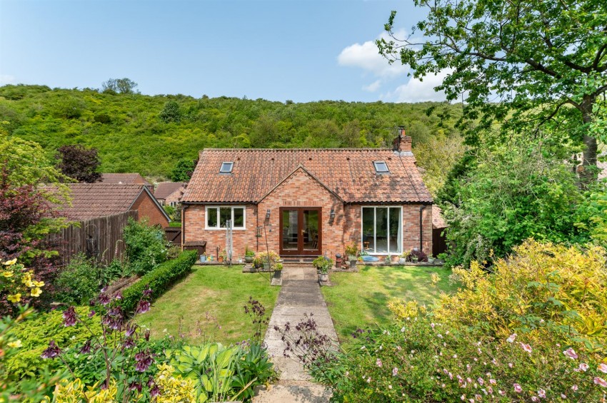 Images for Swan Cottage, Thixendale, Malton, YO17 9TG