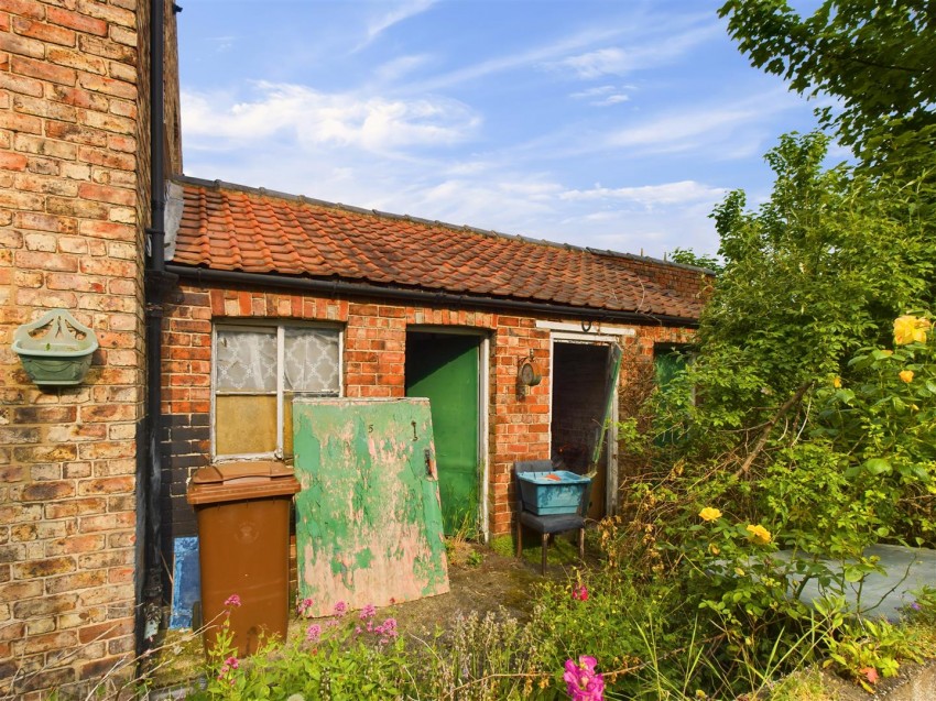 Images for 5 St. Peter Street, Norton, Malton, North Yorkshire YO17 9AL