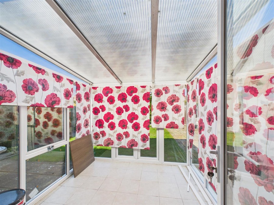 Images for 6 Kings Mead, Driffield, YO25 5FD