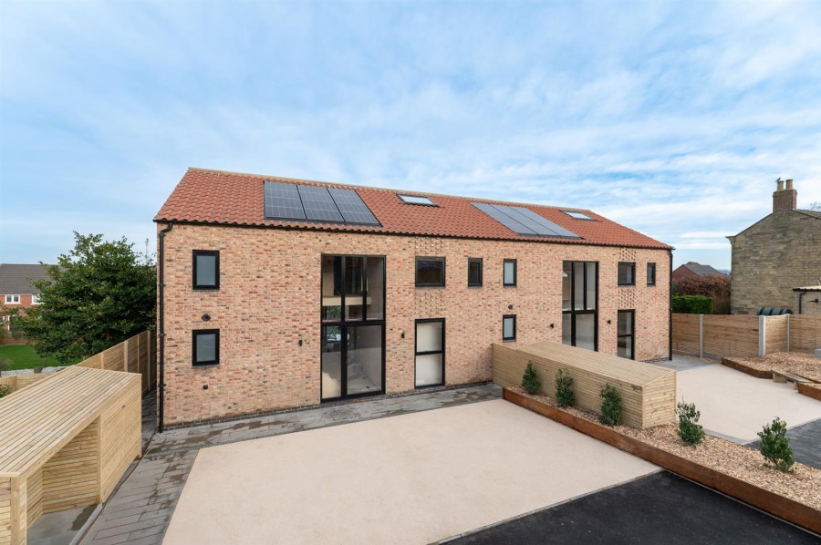 Images for 2 Pasture Cottages, Outgang Road, Malton, YO17 7BR