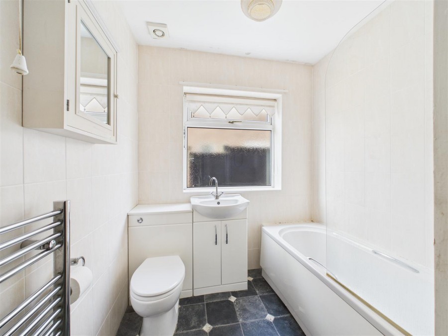 Images for 3 Briar Garth, Driffield, YO25 6UL