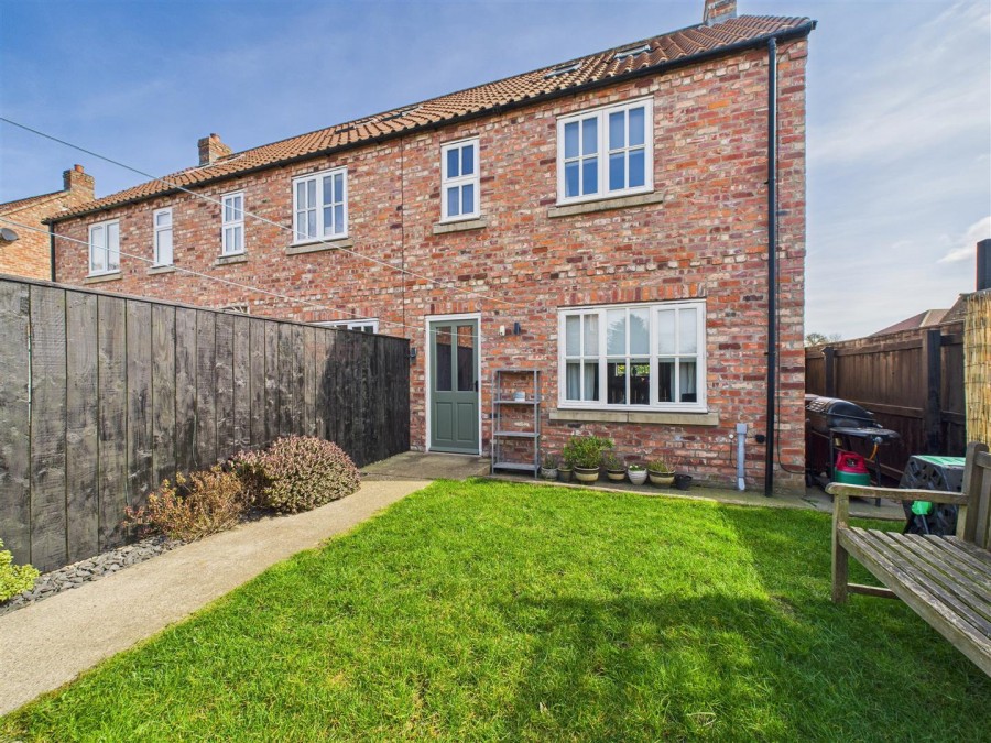 Images for 4 Manor Rise, Main Street, Foxholes, Driffield, YO25 3QU