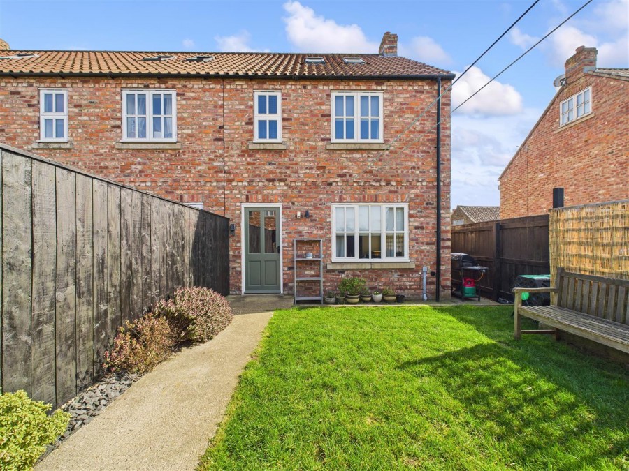 Images for 4 Manor Rise, Main Street, Foxholes, Driffield, YO25 3QU