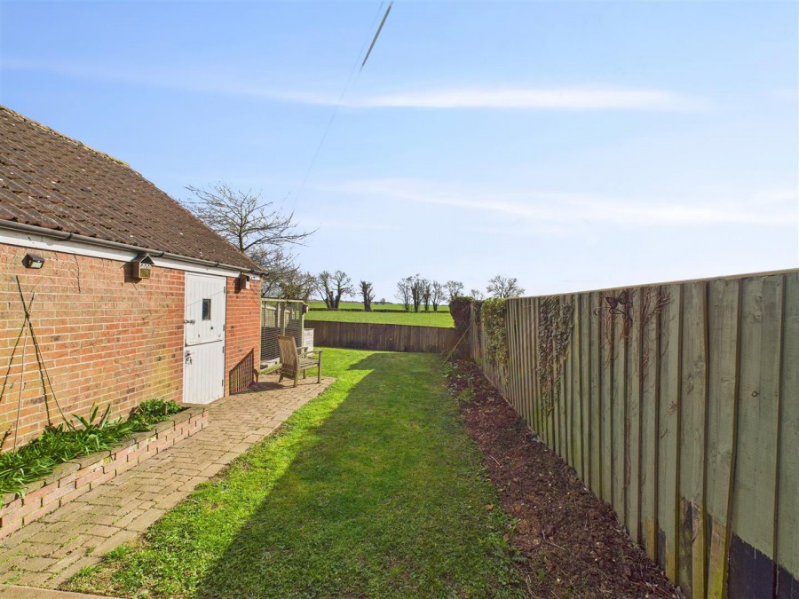 Images for 31 Parklands, Beeford, Driffield, YO25 8EY