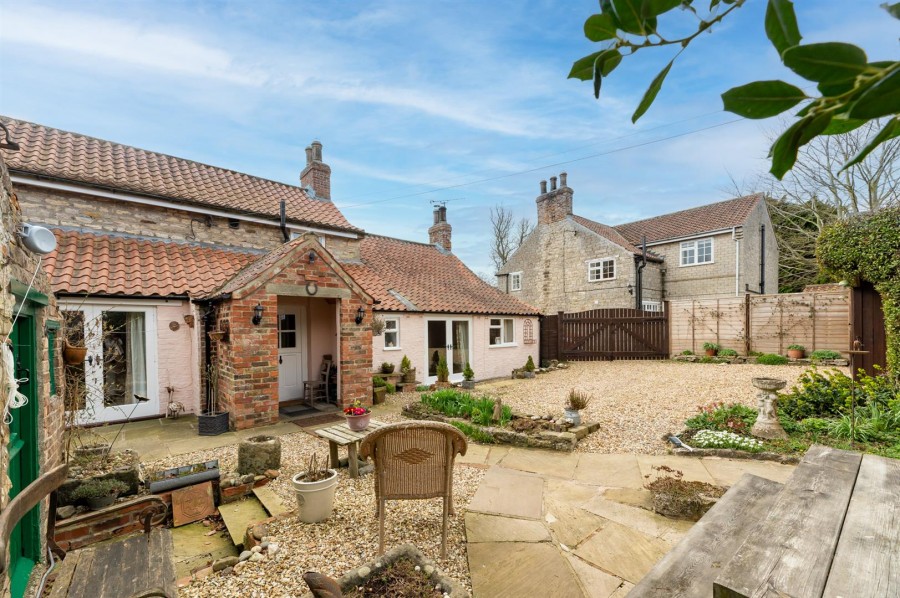 Images for Post Cottage, Langton, Malton, North Yorkshire, YO17 9QP