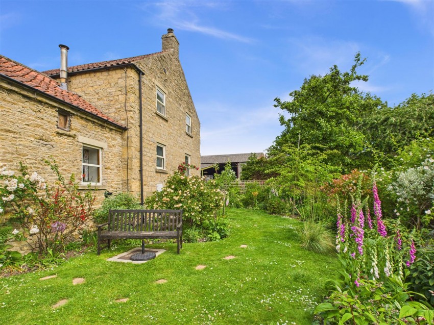 Images for Brook Farm, Ebberston, YO13 9PA