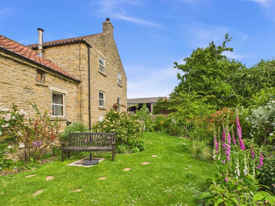 Images for Brook Farm, Ebberston, YO13 9PA