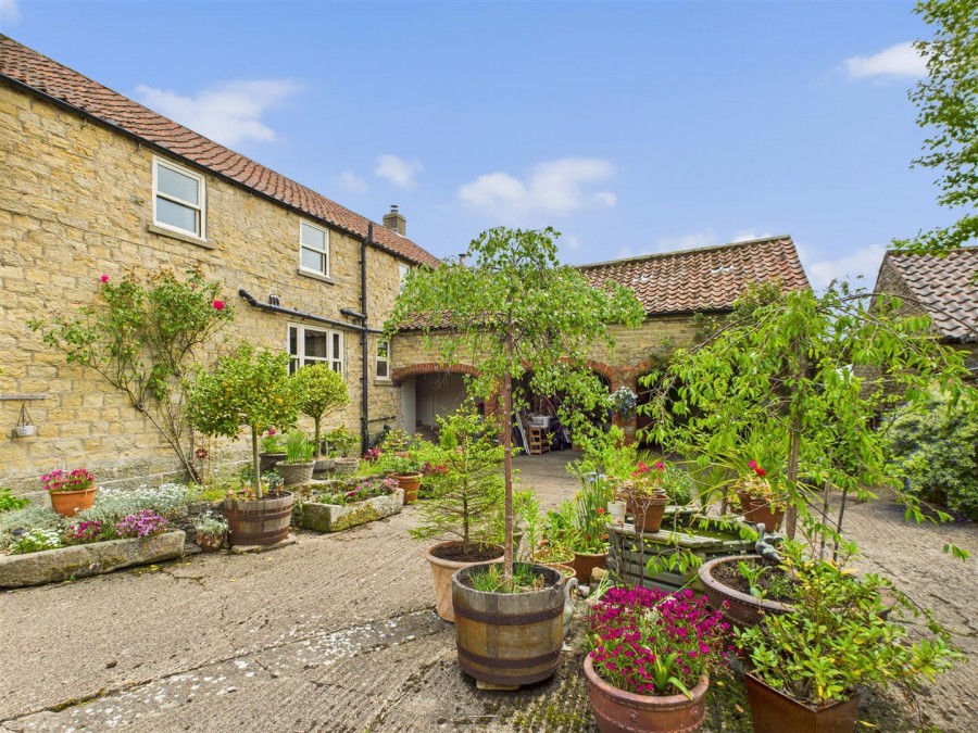 Images for Brook Farm, Ebberston, YO13 9PA