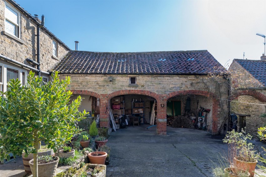 Images for Brook Farm, Ebberston, YO13 9PA