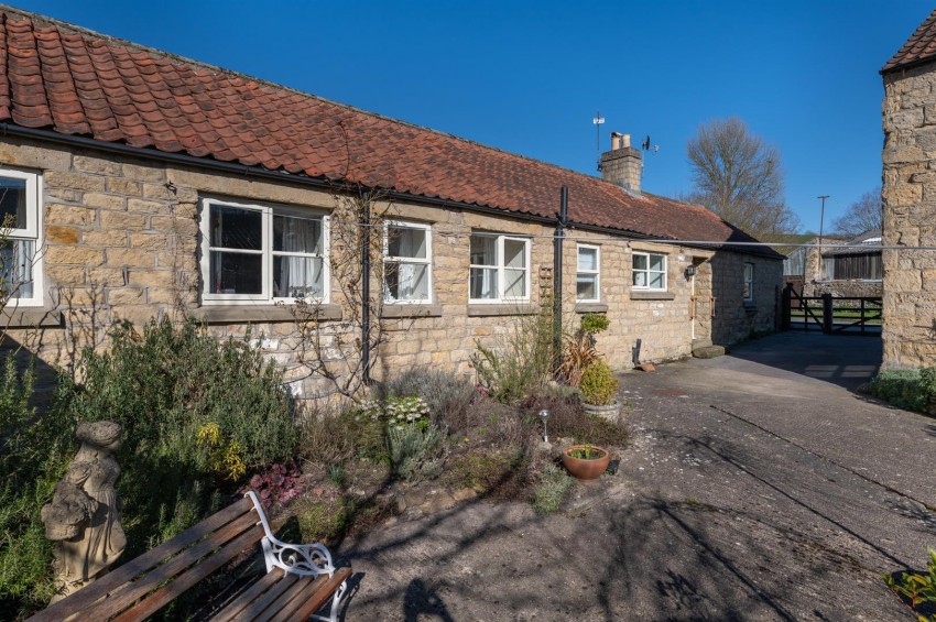 Images for Brook Farm, Ebberston, YO13 9PA