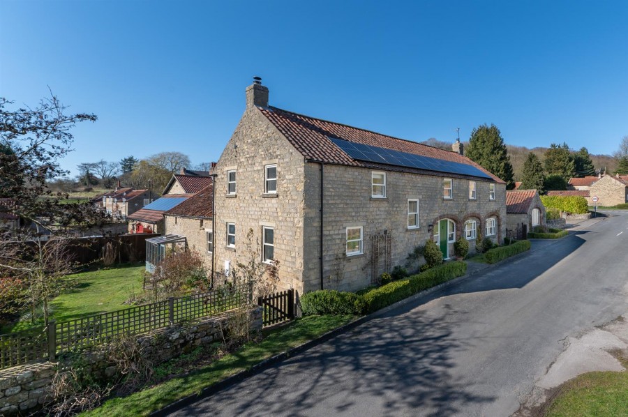 Images for Brook Farm, Ebberston, YO13 9PA