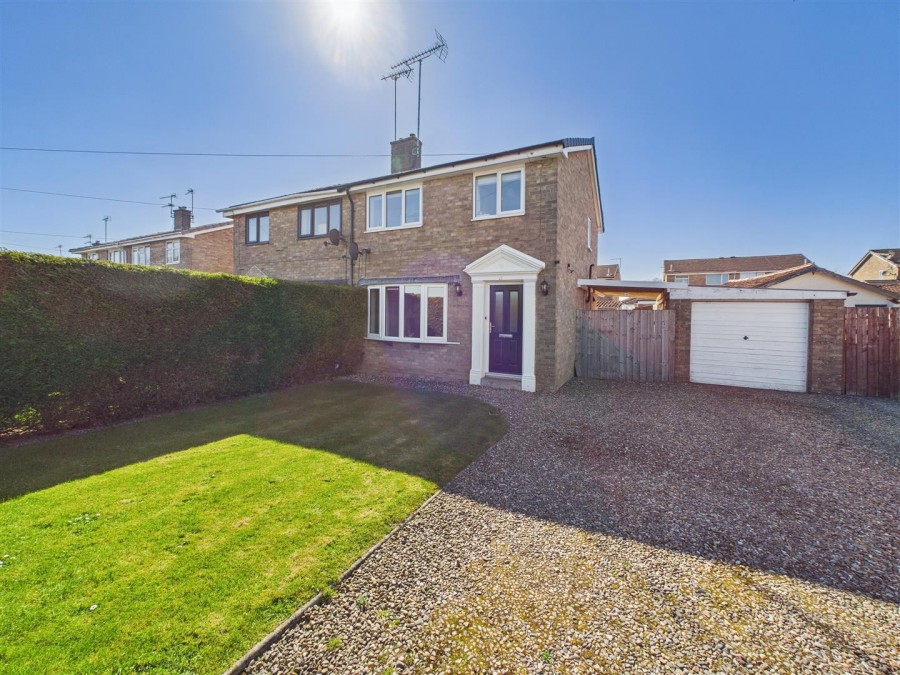 Images for 17 Skerne Road, Driffield, YO25 6SF