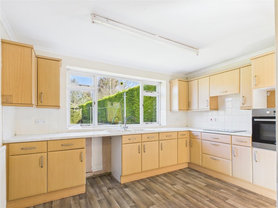 Images for Greenbank, Peaslands Lane, Thornton-Le-Dale, YO18 7QX