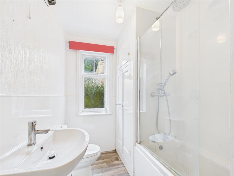 Images for Greenbank, Peaslands Lane, Thornton-Le-Dale, YO18 7QX