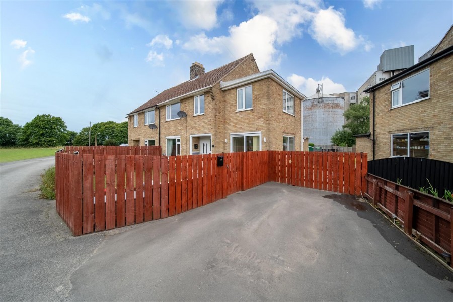 Images for 7 Poplars Lane, West Knapton, Malton, North Yorkshire YO17 6RW