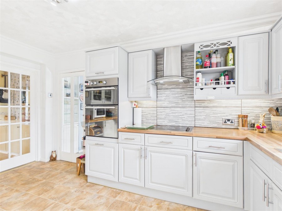 Images for 15 The Rise, Thornton-Le-Dale, Pickering, YO18 7TG