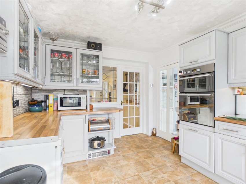 Images for 15 The Rise, Thornton-Le-Dale, Pickering, YO18 7TG