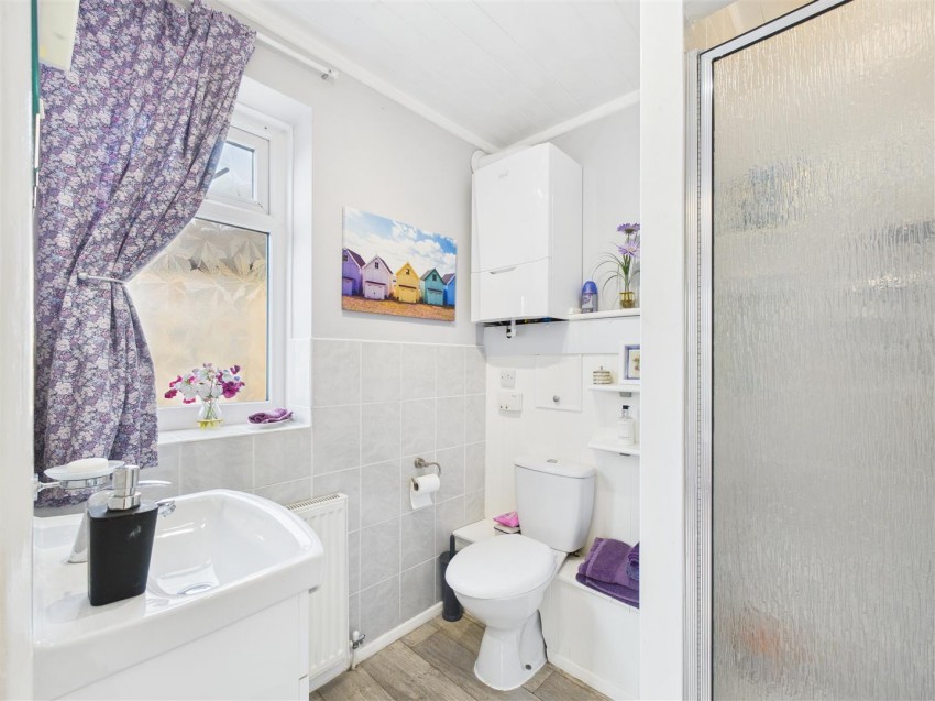 Images for 15 The Rise, Thornton-Le-Dale, Pickering, YO18 7TG