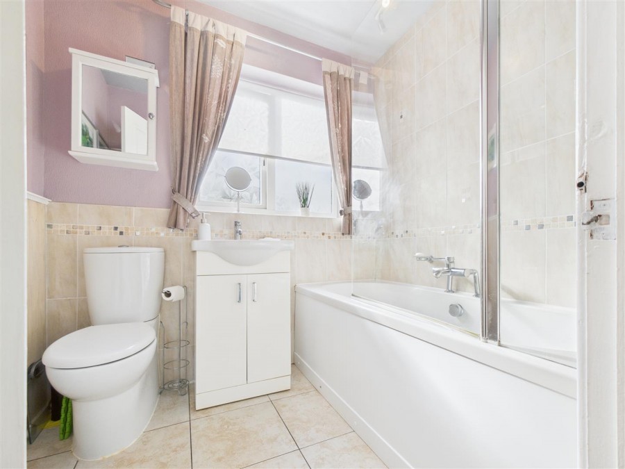 Images for 15 The Rise, Thornton-Le-Dale, Pickering, YO18 7TG