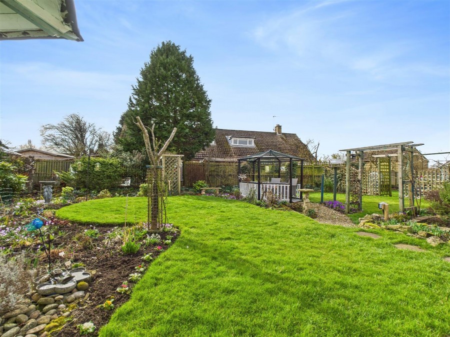 Images for 15 The Rise, Thornton-Le-Dale, Pickering, YO18 7TG