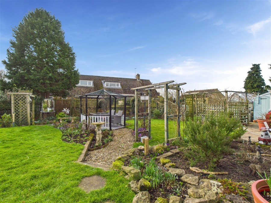 Images for 15 The Rise, Thornton-Le-Dale, Pickering, YO18 7TG