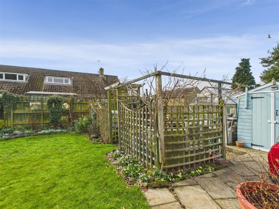 Images for 15 The Rise, Thornton-Le-Dale, Pickering, YO18 7TG