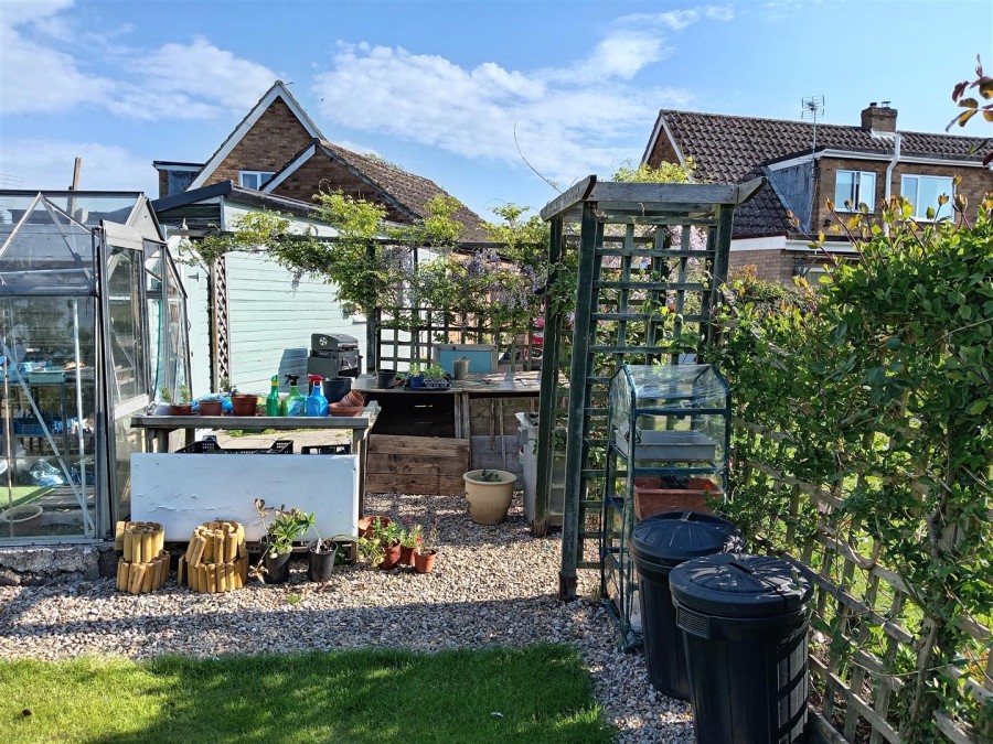 Images for 15 The Rise, Thornton-Le-Dale, Pickering, YO18 7TG