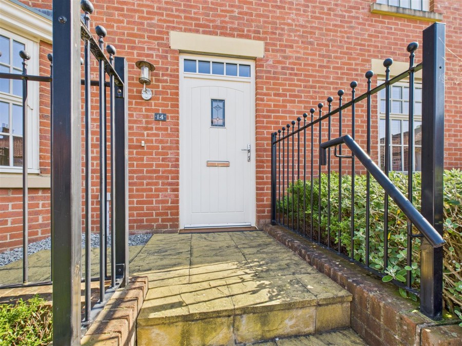 Images for Field View Close, Ampleforth, York