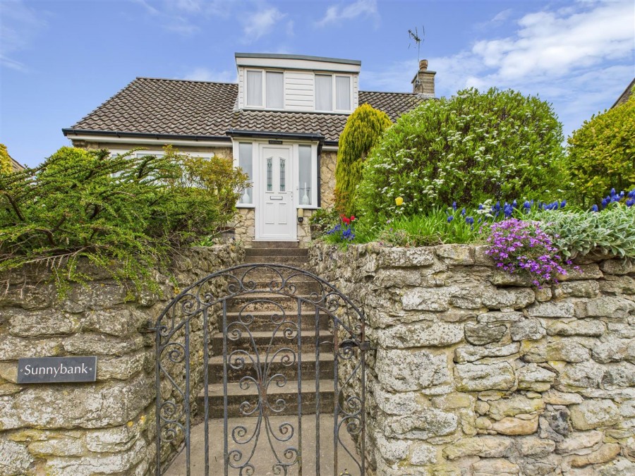Images for Sunny Bank, High Street, Thornton-Le-Dale, Pickering, YO18 7QW