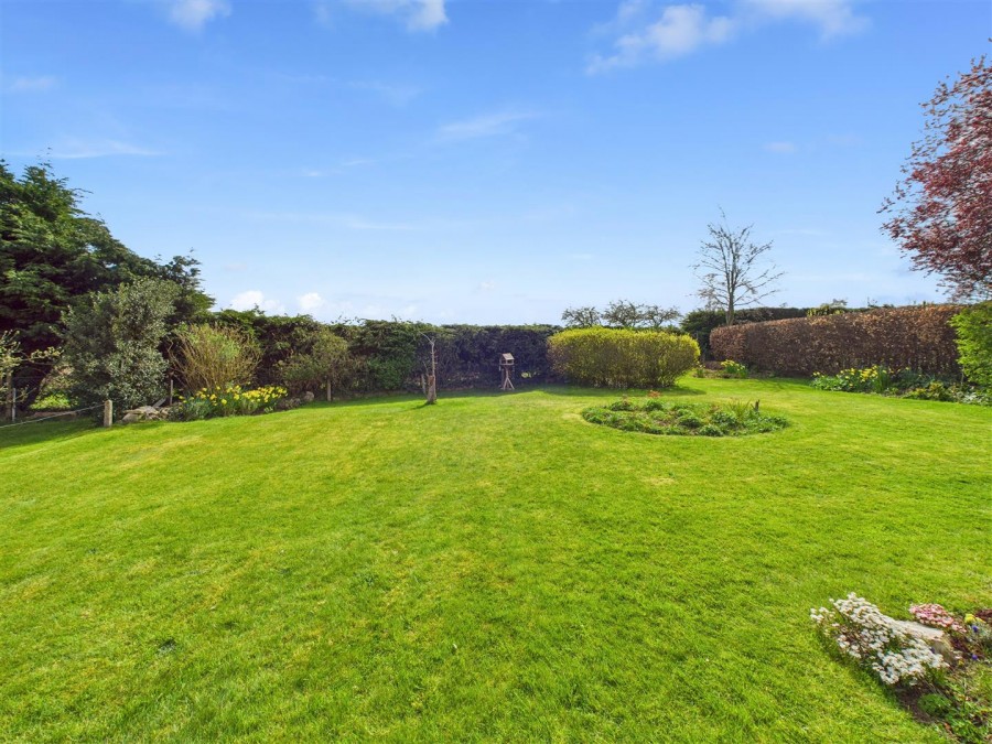 Images for Broadlands, 8 Howl Lane, Hutton, Driffield, YO25 9QA