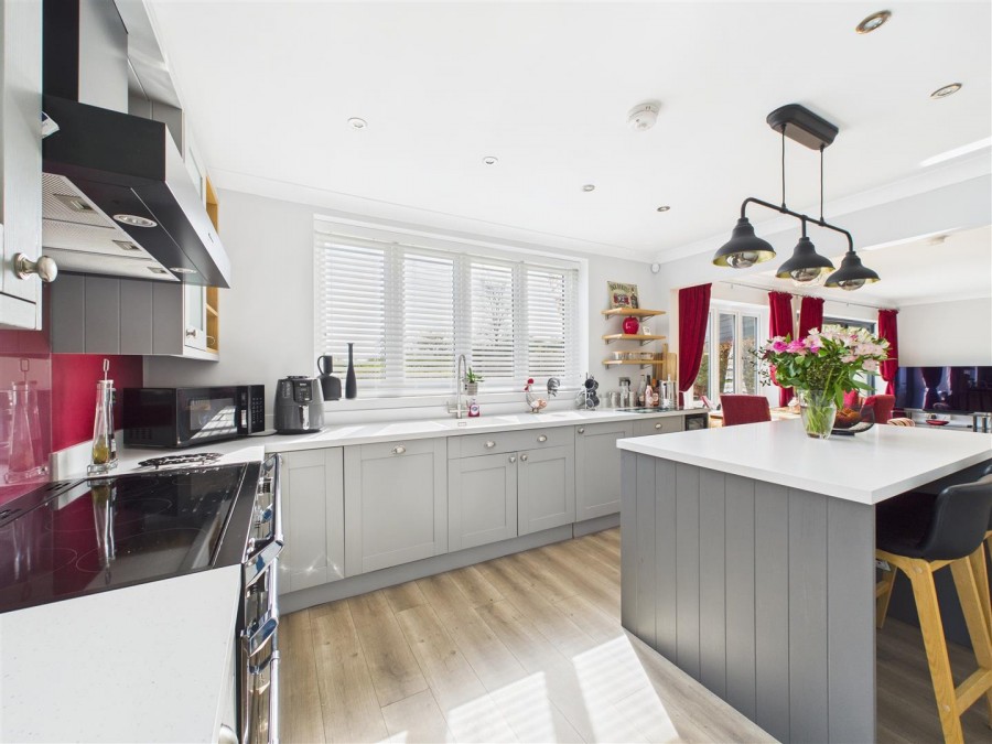Images for Broadlands, 8 Howl Lane, Hutton, Driffield, YO25 9QA