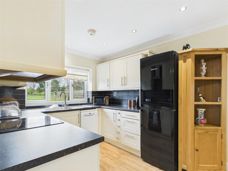 Images for 20 Manor View, Rillington, Malton, YO17 8JY