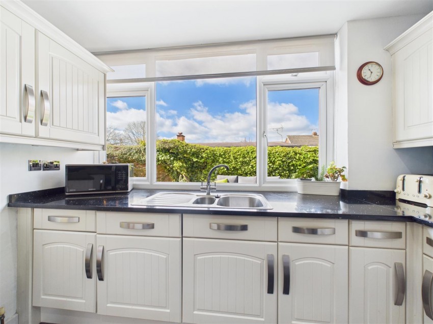 Images for Cedar Lodge, Bridlington Road, Driffield, YO25 5HZ