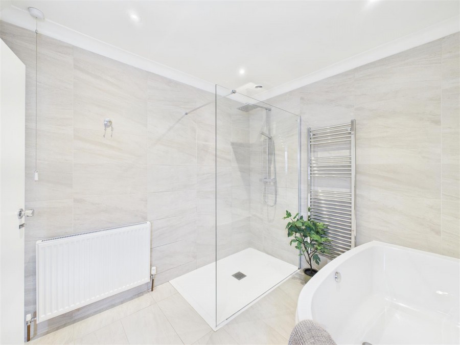 Images for Cedar Lodge, Bridlington Road, Driffield, YO25 5HZ