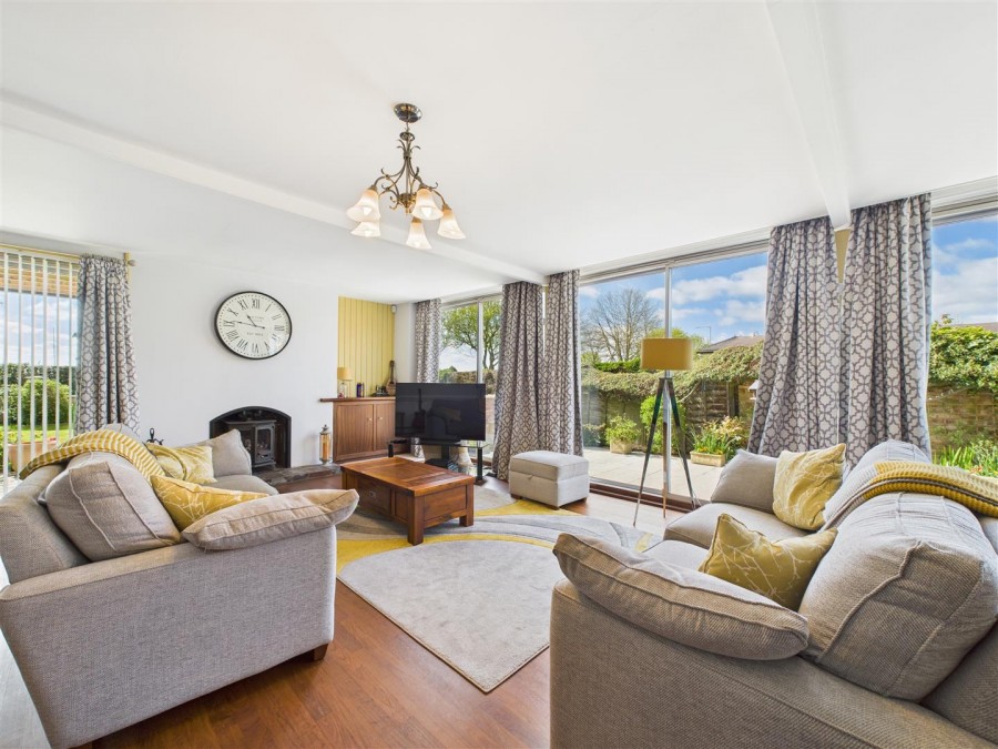 Images for Cedar Lodge, Bridlington Road, Driffield, YO25 5HZ