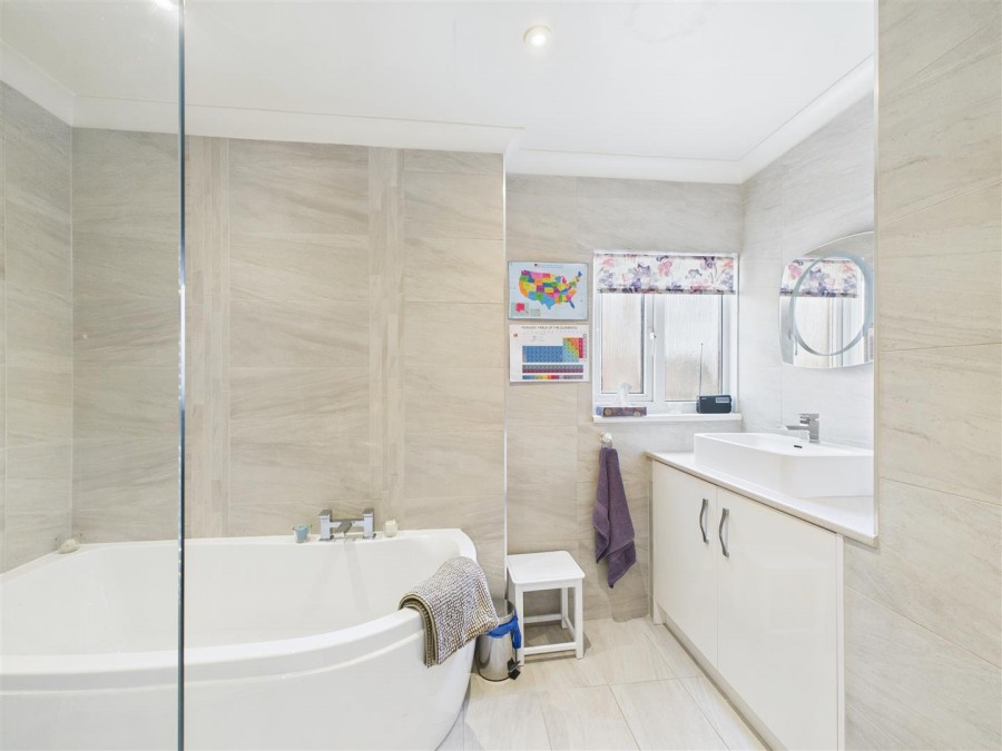 Images for Cedar Lodge, Bridlington Road, Driffield, YO25 5HZ
