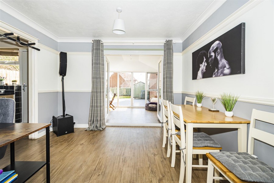 Images for 64 Southfield Close, Driffield, YO25 5YU
