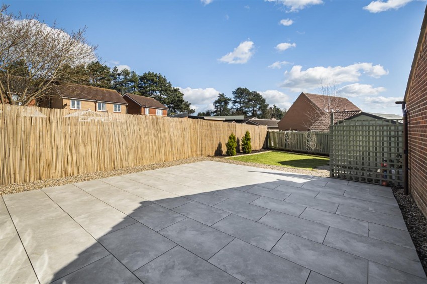 Images for 64 Southfield Close, Driffield, YO25 5YU