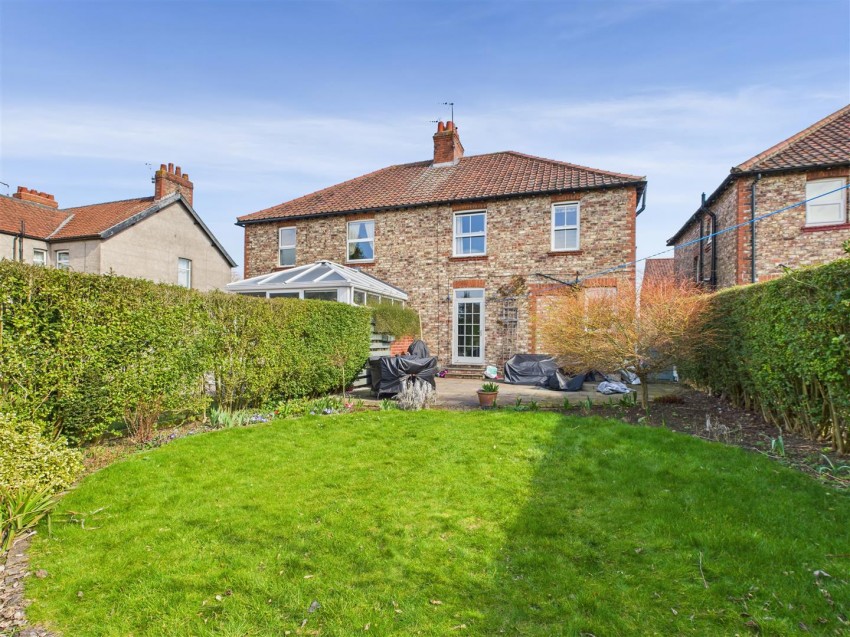 Images for 16 Park Grove, Norton, Malton, YO17 9ED