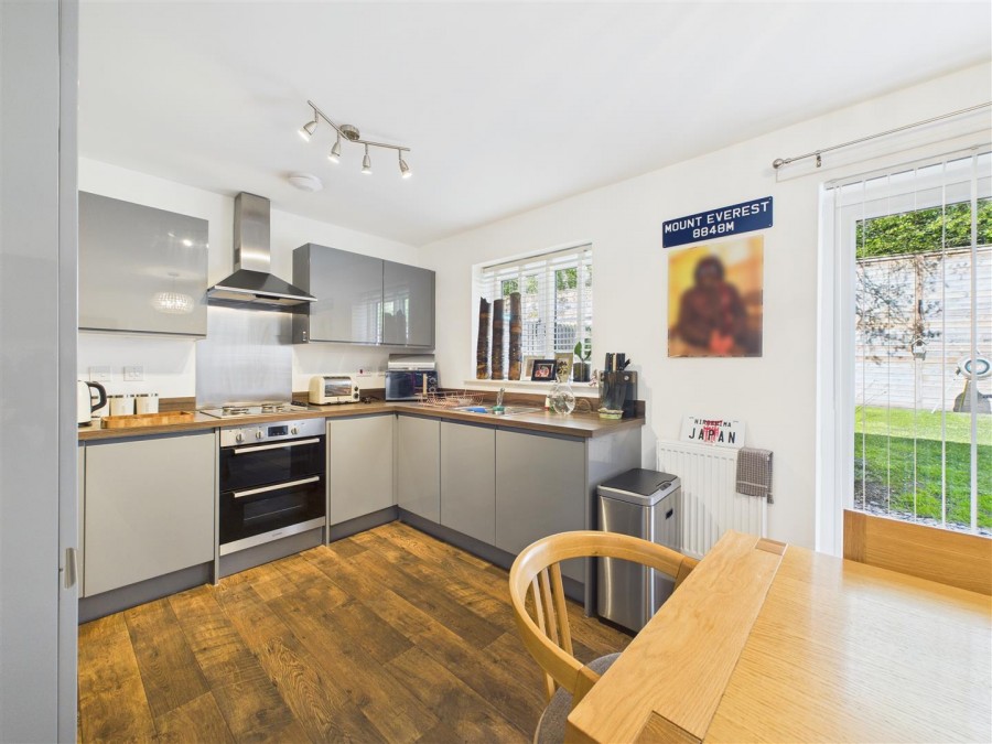Images for 4 Woodmansey Garth, Driffield, YO25 5GF
