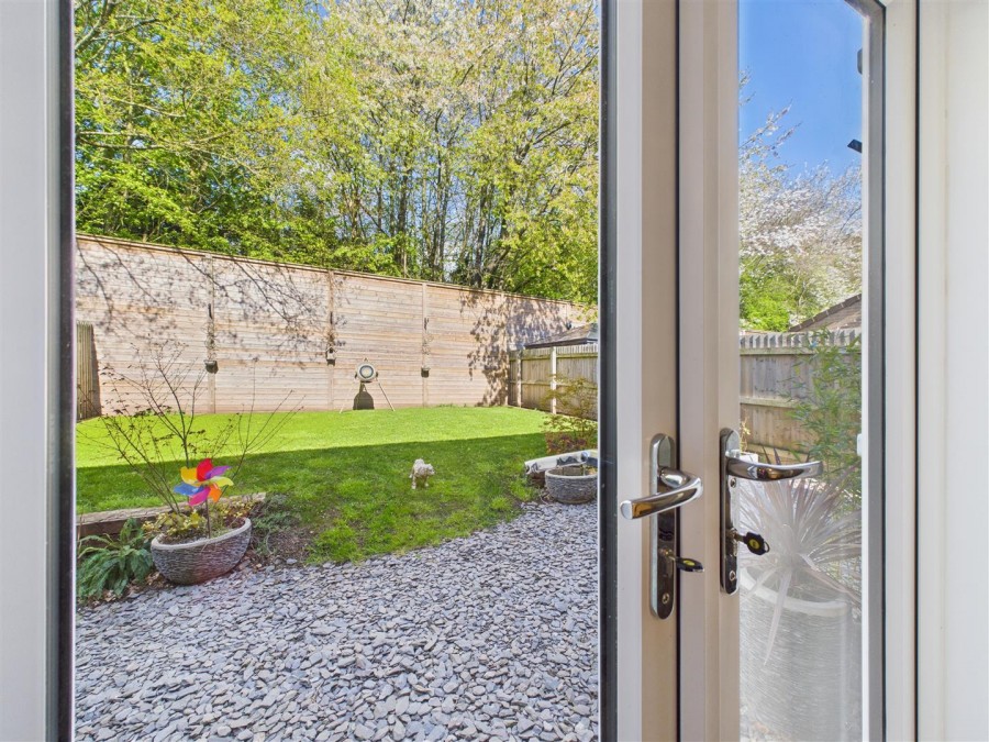 Images for 4 Woodmansey Garth, Driffield, YO25 5GF