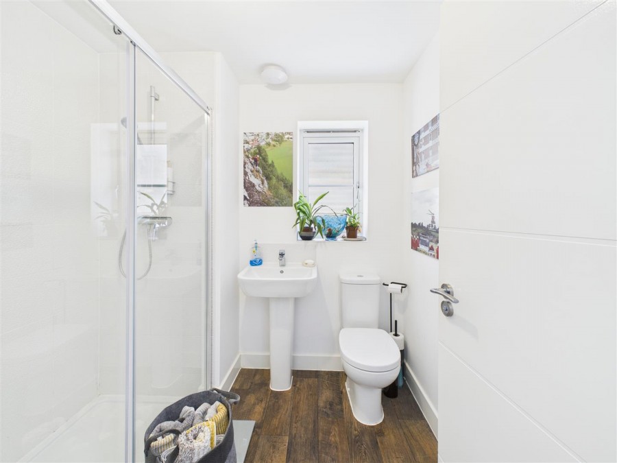 Images for 4 Woodmansey Garth, Driffield, YO25 5GF
